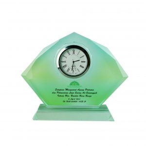 Crystal Clock Plaques CTCL2019 – Exclusive Crystal Clock | Clazz Trophy Supplier Malaysia