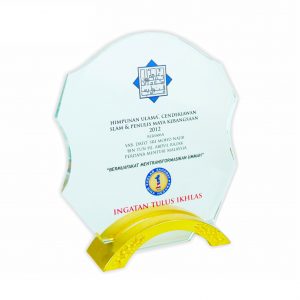 Crystal Arch Plaques CTCR3000 – Exclusive Crystal Plaque | Trophy Supplier at Clazz Trophy Malaysia