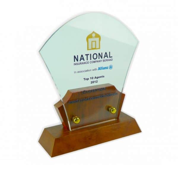 Crystal Wood Plaques CTCR3009 – Exclusive Wooden Crystal Plaque | Clazz Trophy Supplier Malaysia