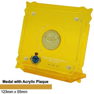 Medal Acrylic Plaques CTSP5040 – Medal with Acrylic Plaque | Clazz Trophy Supplier Malaysia